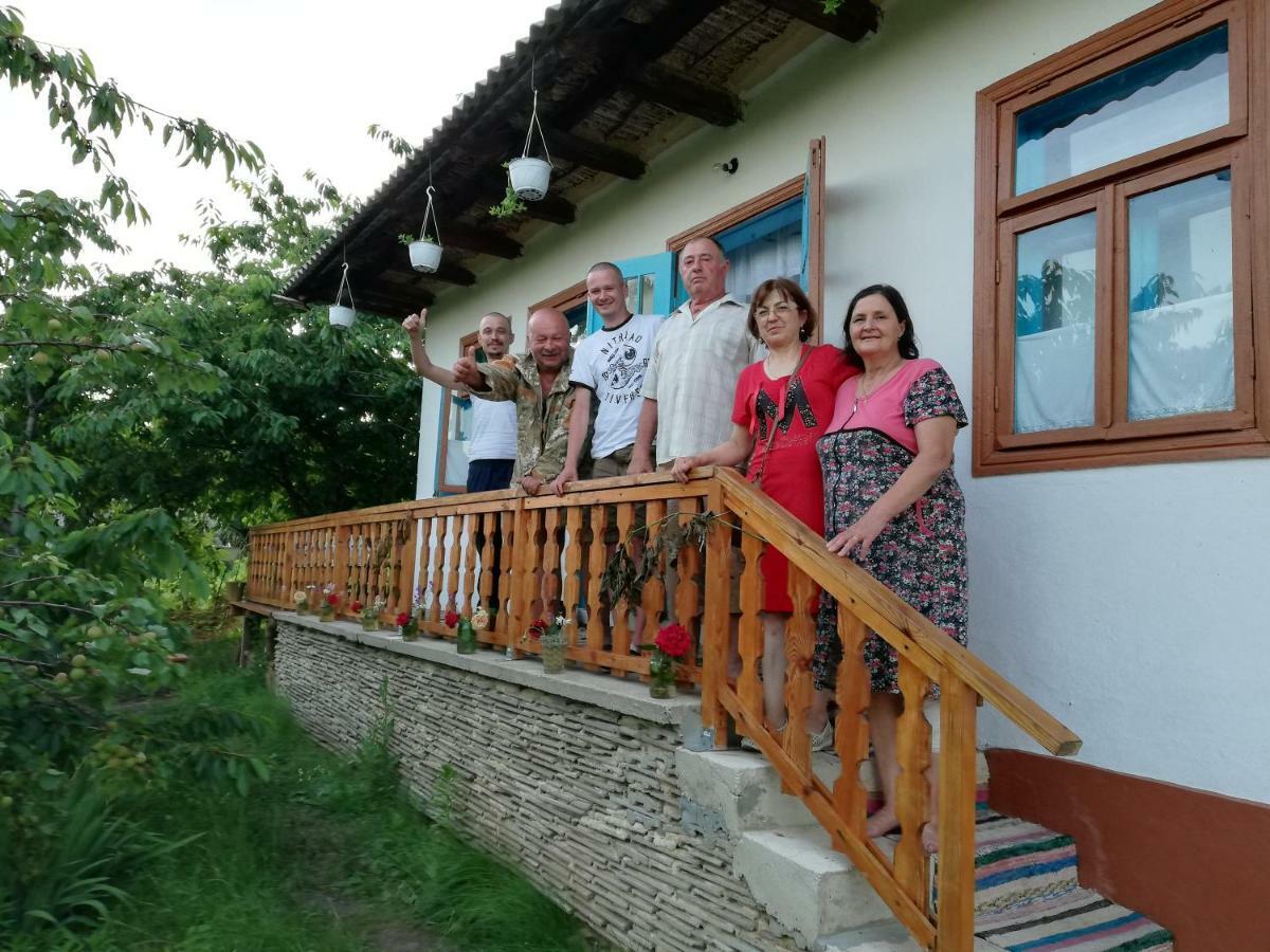 Vila Pensiunea Turistica "Casa Rustica" Chiscareni Exteriér fotografie